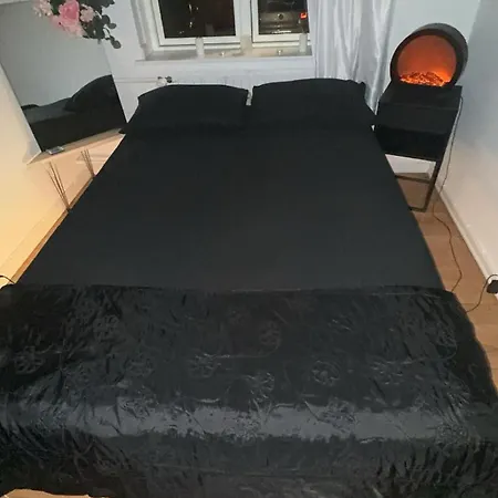 Apartment Cheap Near *